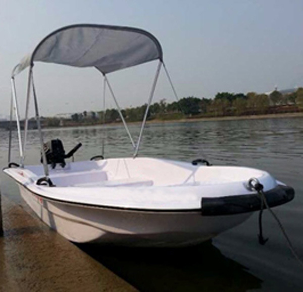 易艇网:博纳多(Beneteau)First14微型帆船参考价格8万元